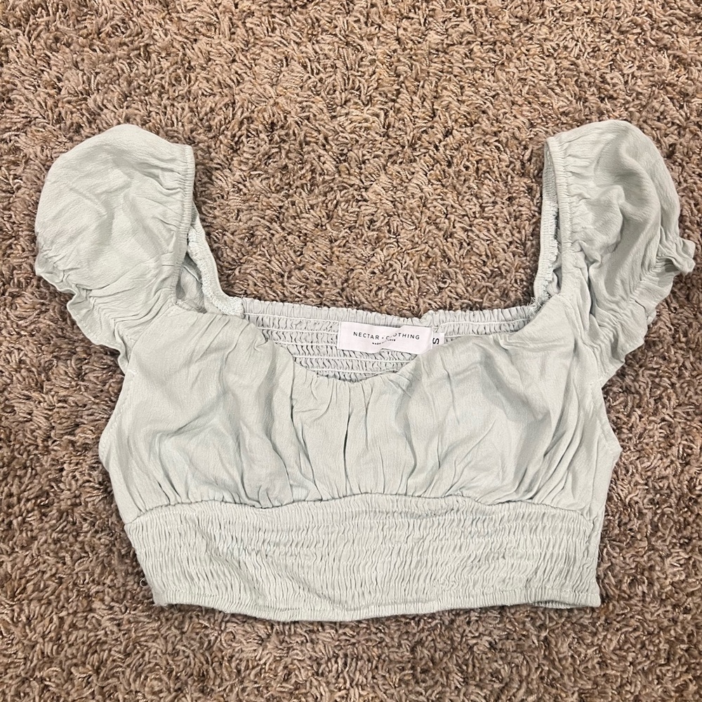 NECTAR OFF THE SHOULDER CROP TOP